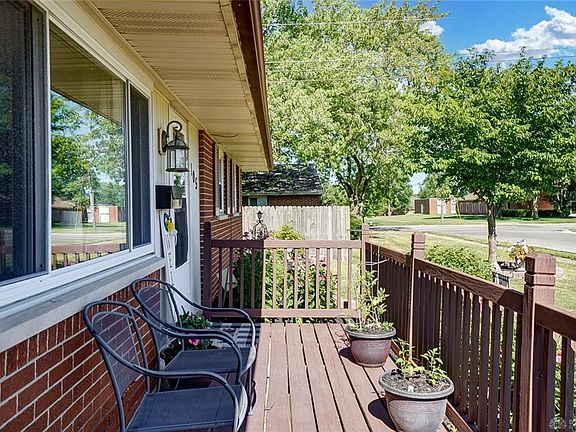 5th image of 105 Lodestone Dr
