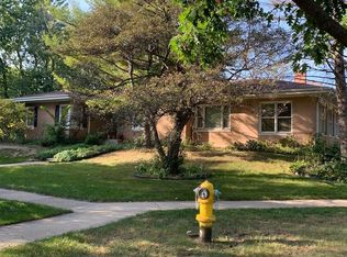 2147 Vardon Ln, Flossmoor, IL 60422