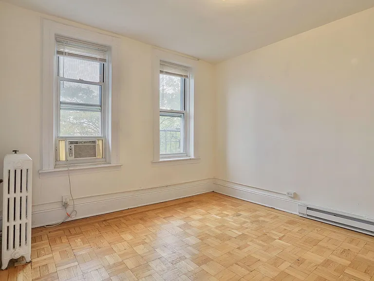 327 Jackson St #18 — Photo 7