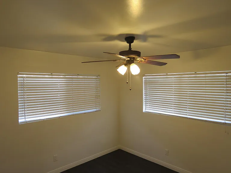 1815 Morrison St — Photo 20