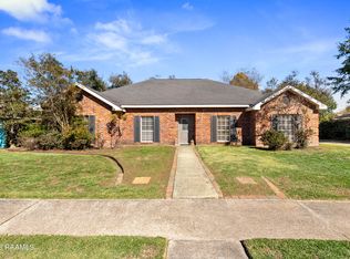 112 Hermitage Ave, Lafayette, LA 70503