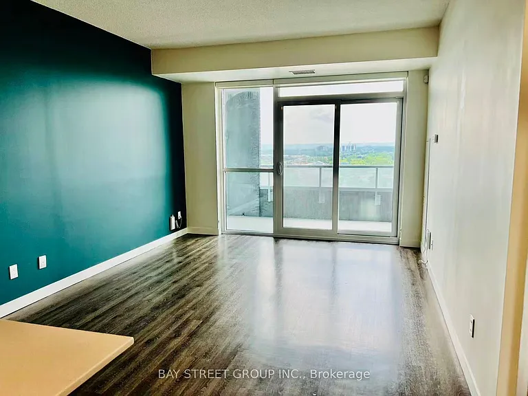 2081 Fairview St #1408 — Photo 7