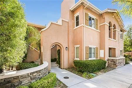 26460 Arboretum Way — Photo 2