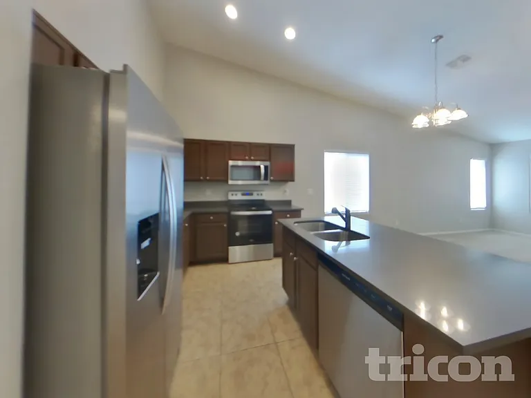 1502 E Mayfield Dr — Photo 6