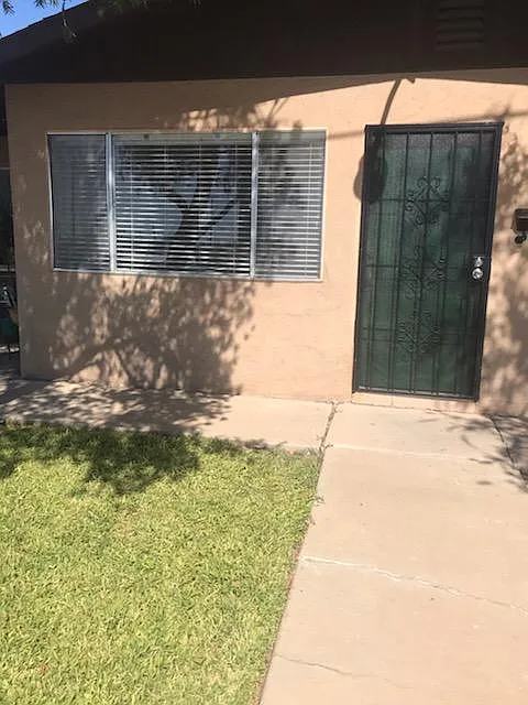 926 Emerson Ave — Photo 4