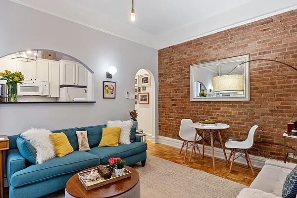 Sold by Corcoran | media 6