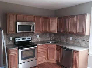 202 Ryers Ave, Cheltenham, PA 19012