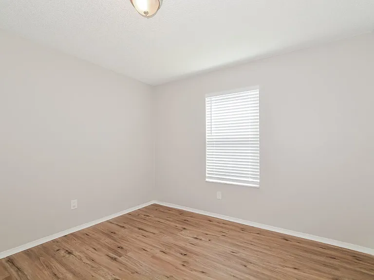 10412 Glassborough Dr — Photo 13