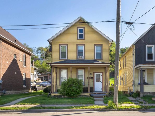 328 Kaufmann Ave, Dubuque, IA 52001