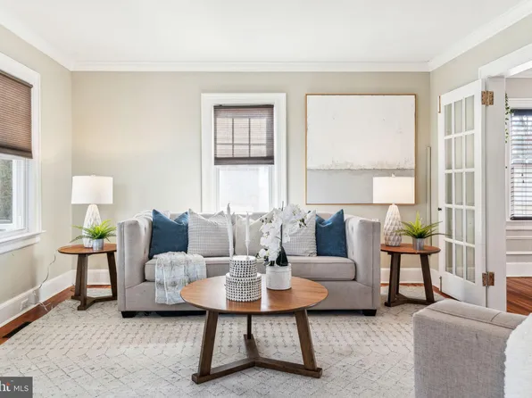 77 Concord Ave, Hamilton, NJ 08619