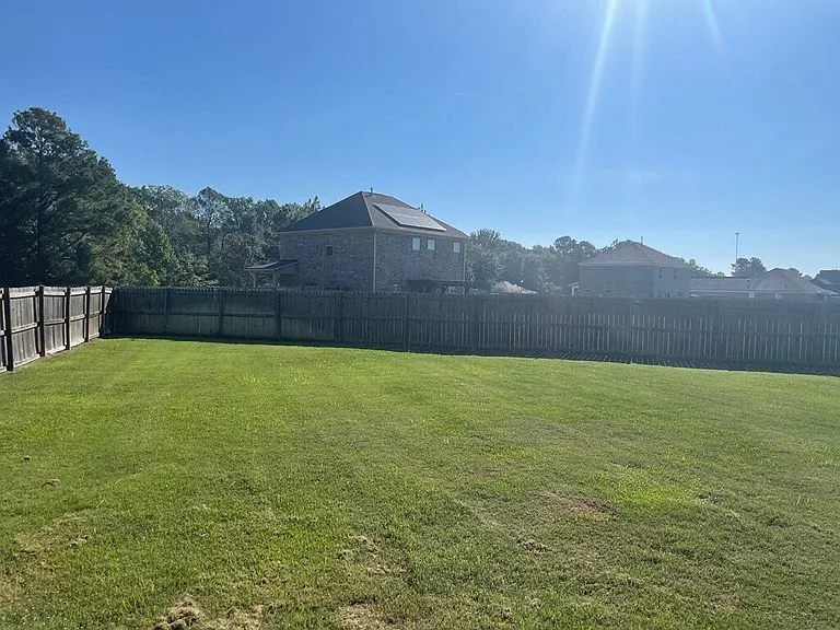 1090 Rockdale Blvd — Photo 16