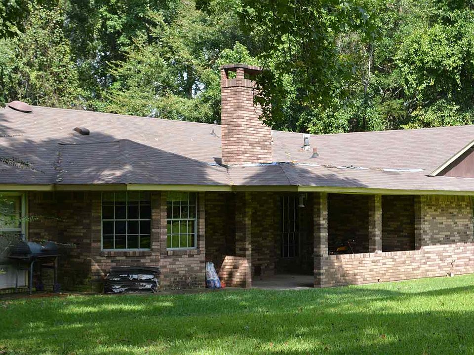 2nd image of 200 Briarhill Rd
