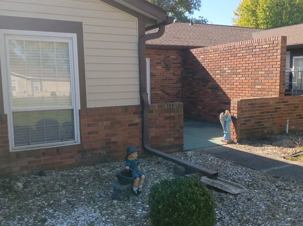 4401 Trafalgar Dr, Anderson, IN 46013