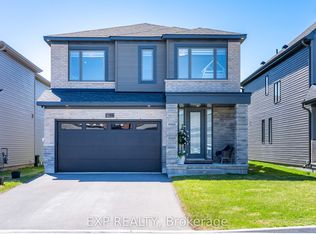 611 Ribbon St, Ottawa, ON K4M0M8
