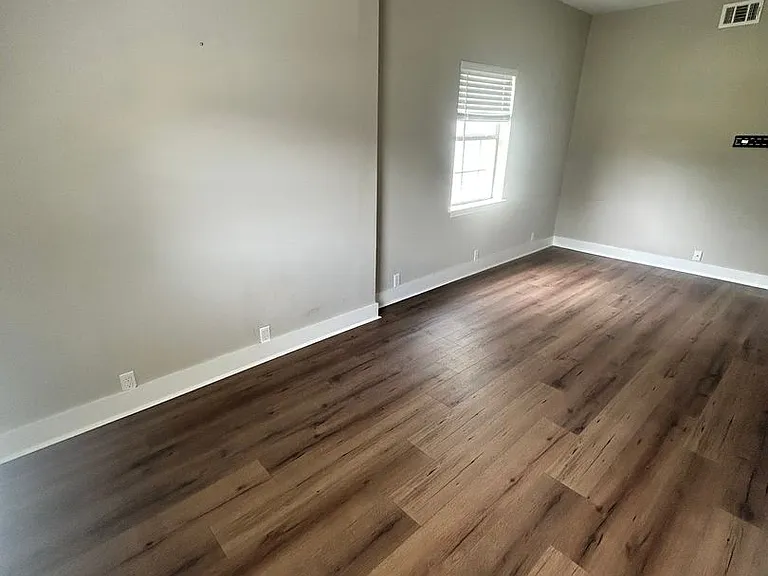 1116 Michigan Ave — Photo 3