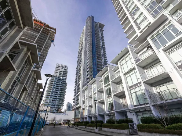 2311 Beta Ave #1505, Burnaby, BC V5C 0M1