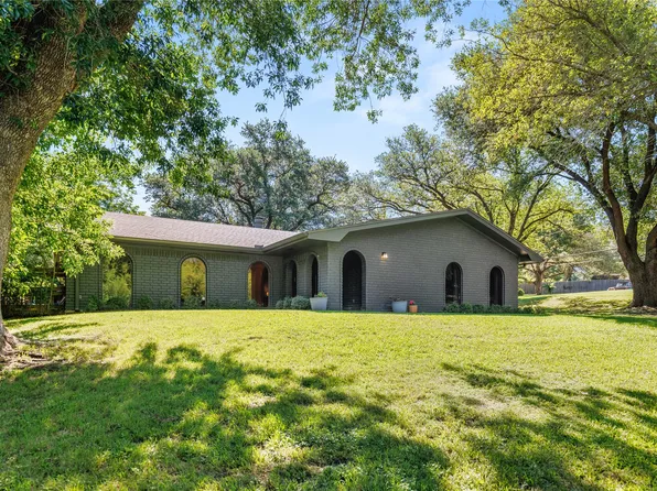 1517 Rambler Dr, Waco, TX 76710