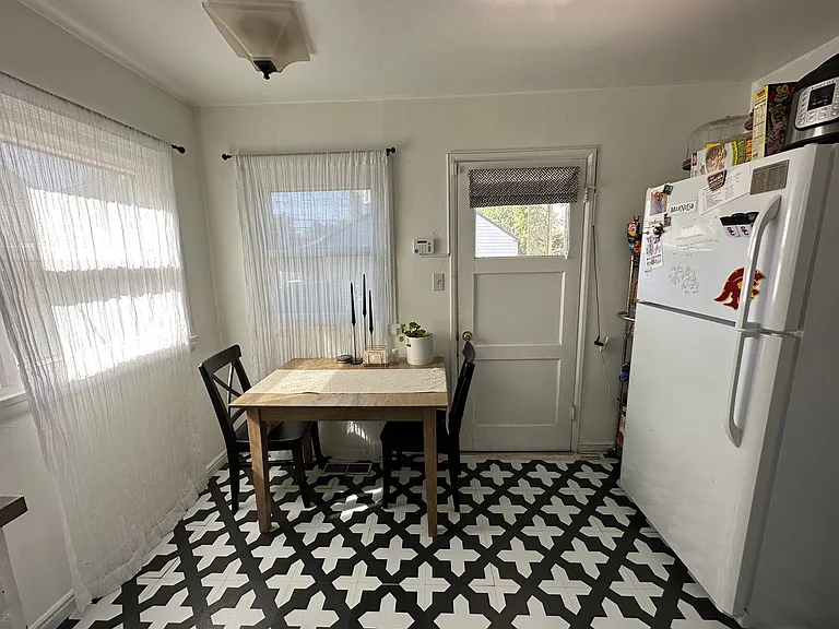 425 Utah Ave — Photo 4