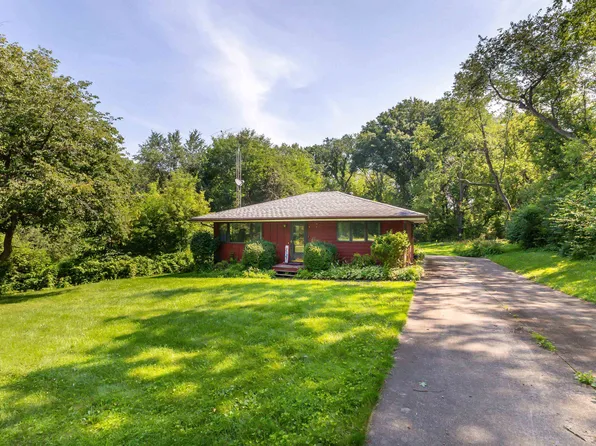 9A31 Pine Ct, Apple River, IL 61001