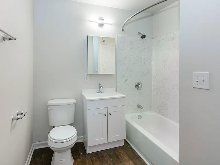 208 W Hill St #208 — Photo 7