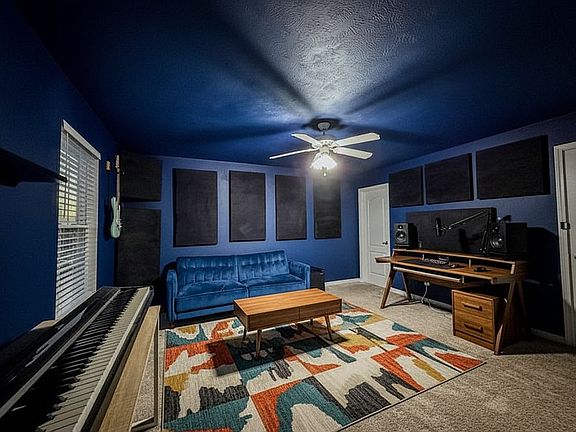 Main bedroom & music studio