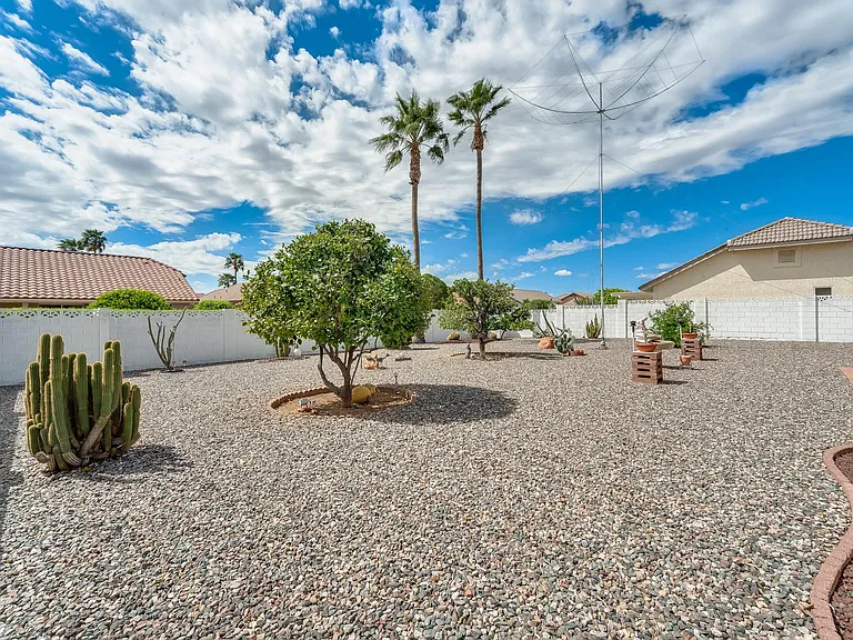 14511 W Greystone Dr — Photo 33