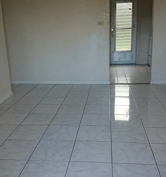 21447 Mallory Ave — Photo 4