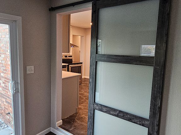 5th image of 2441 S Norwood Ave E