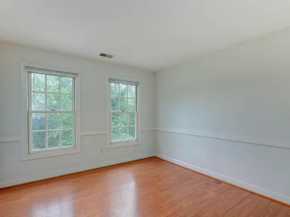 6500 Osprey Point Ln, Alexandria, VA 22315