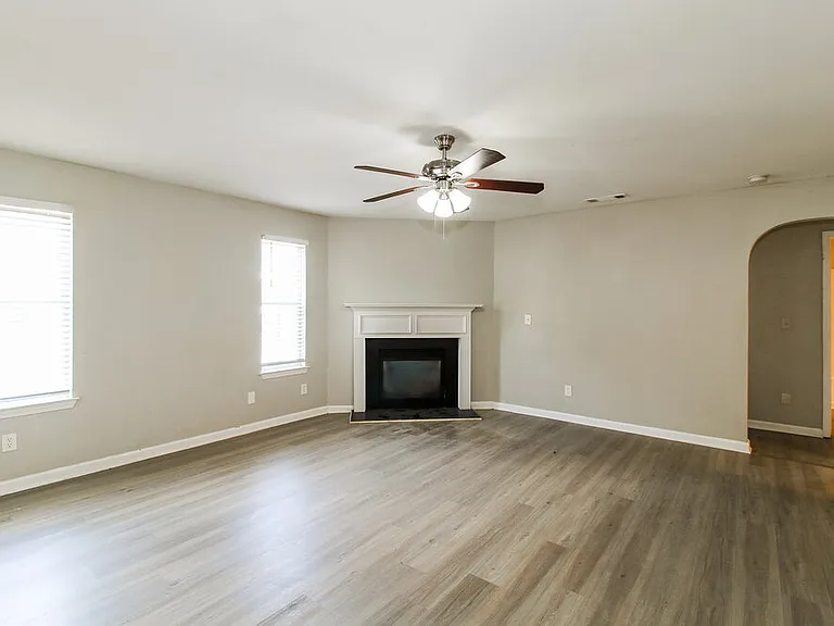 5848 El Segundo Way — Photo 5
