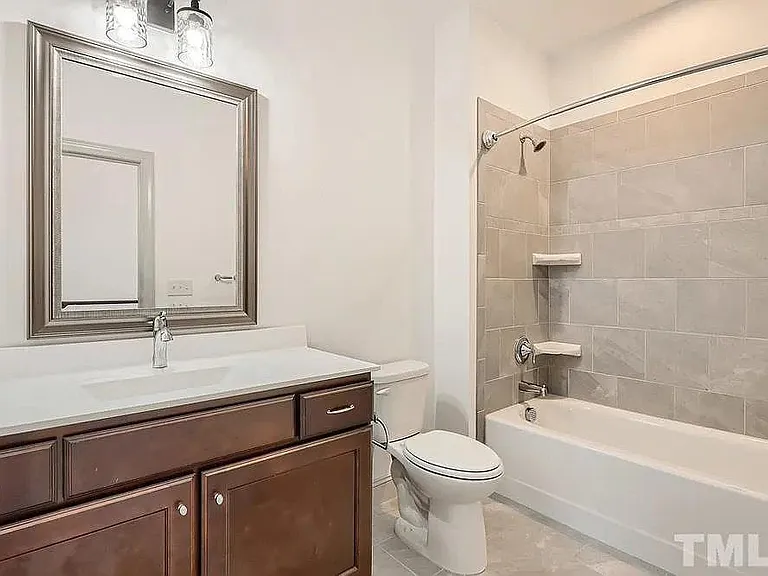 501 Germaine St — Photo 17