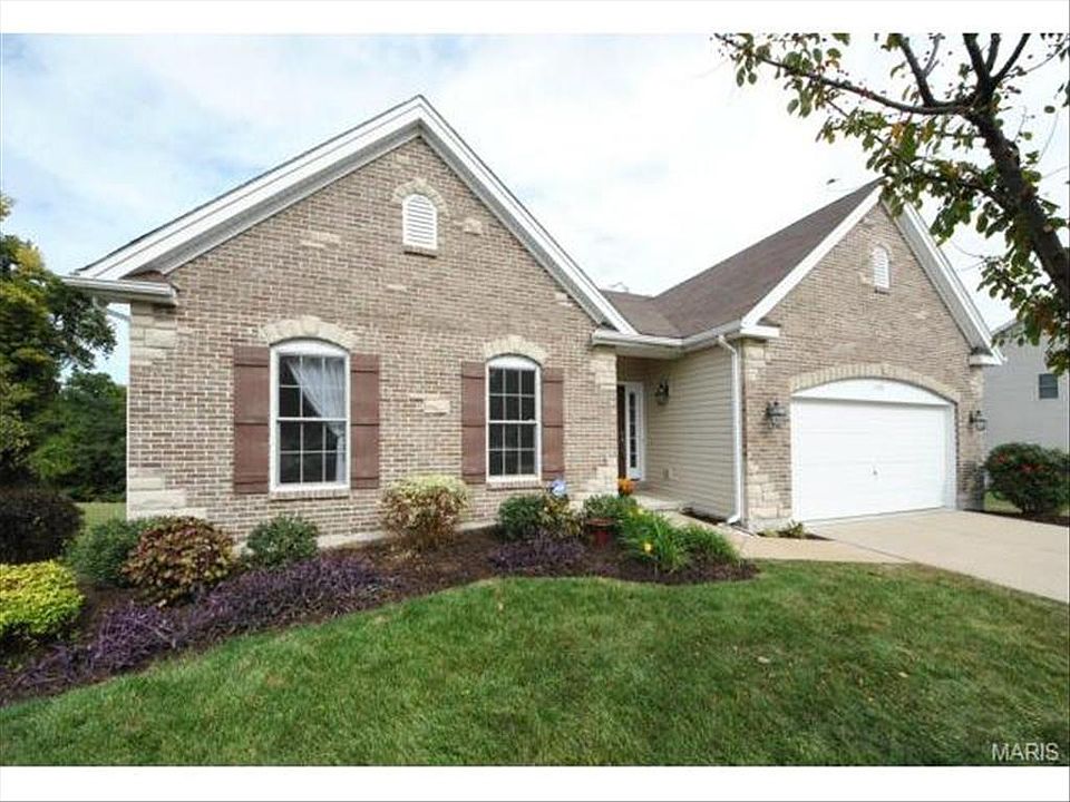 1st image of 1531 Laurel Bluffs Dr