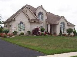 25650 Wood Creek Rd, Perrysburg, OH 43551