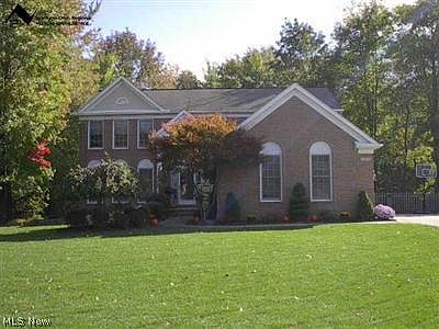 1st image of 19571 Ellsworth Dr