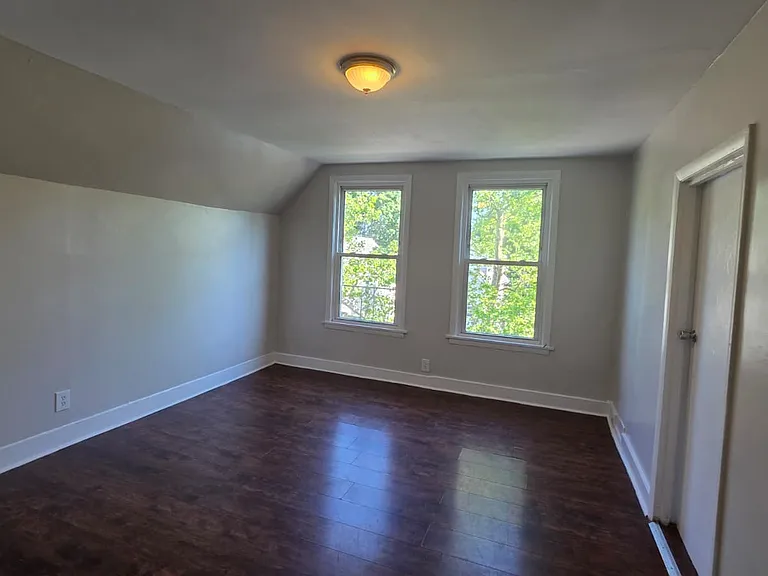 241 W Ivy St #3 — Photo 4