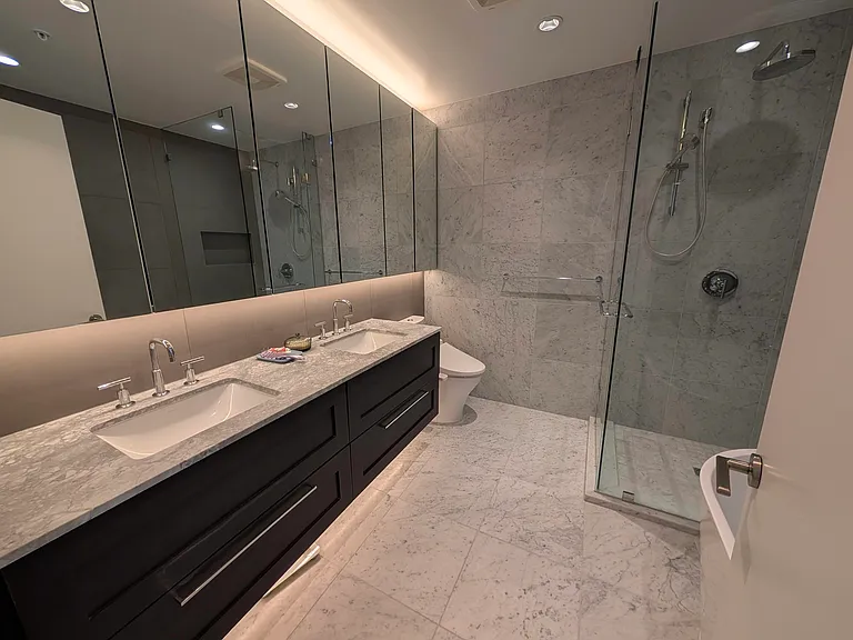 1500 Martin St #19 — Photo 16