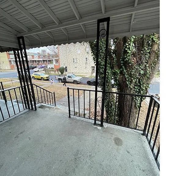 699 Whitmore Ave — Photo 4