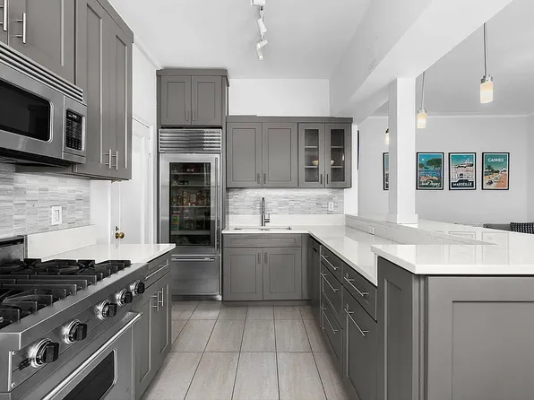 304 W 89th St #1A, New York, NY 10024