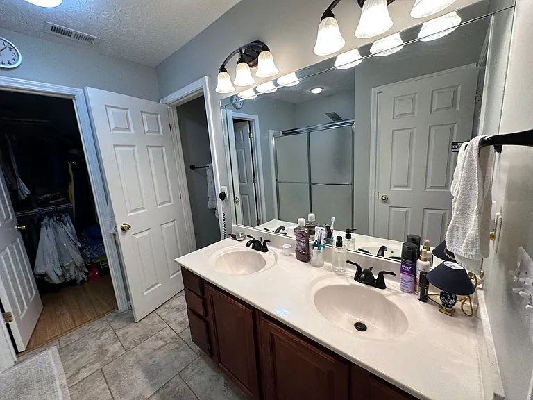516 Millpond Rd — Photo 5