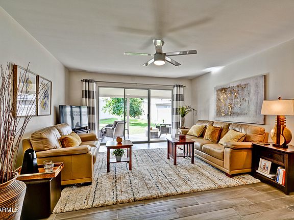 3rd image of 10403 W Deanne Dr