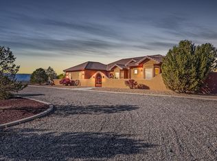 1633 Campfire Ct, Loma, CO 81524