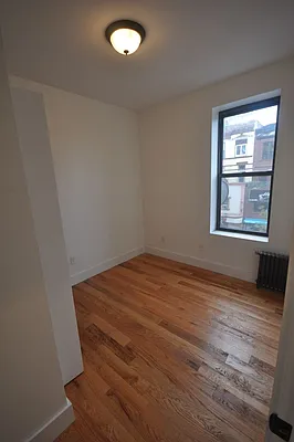 Rented by REAL New York | media 9