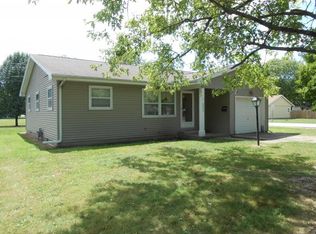 2000 Kimberly Dr, Charleston, IL 61920