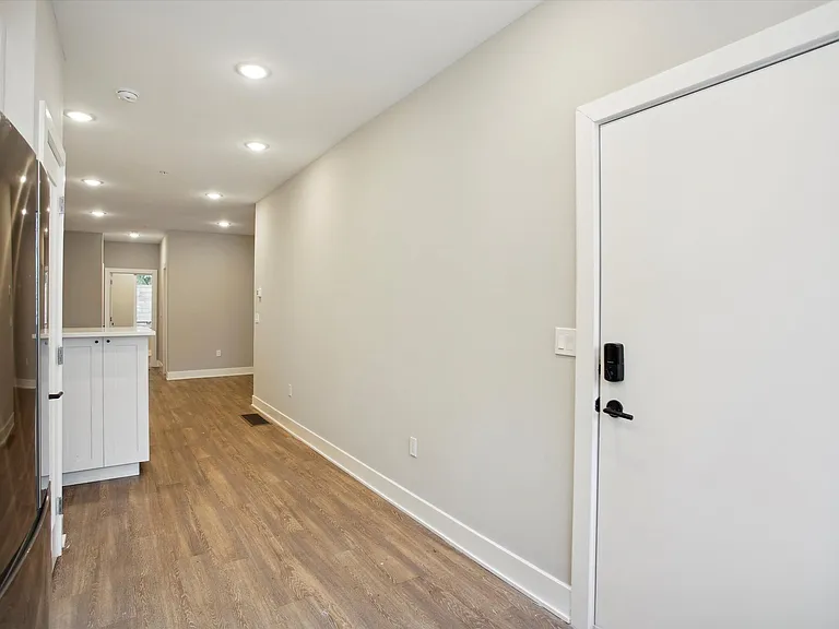 1618 N Sydenham St #A — Photo 17