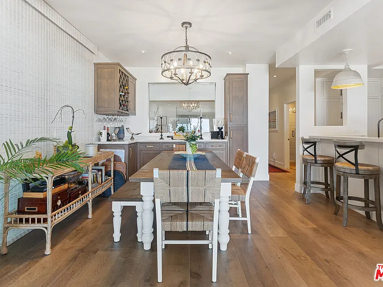 1 Eastwind St #203 — Photo 14