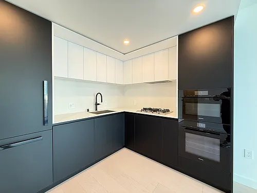 300 Virginia St Photo 1