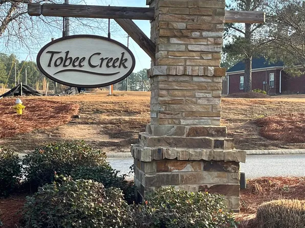 132 Tobee Dr, Lizella, GA 31052