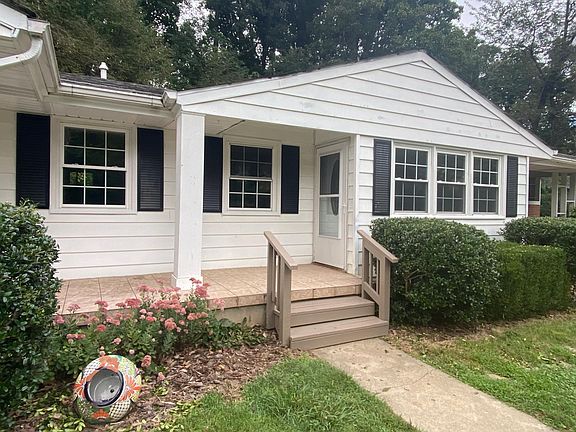 lawn maintenance included