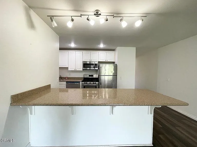 669 Reef Cir — Photo 12