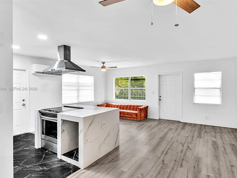 1517 NW 8th Ave #1517 — Photo 14